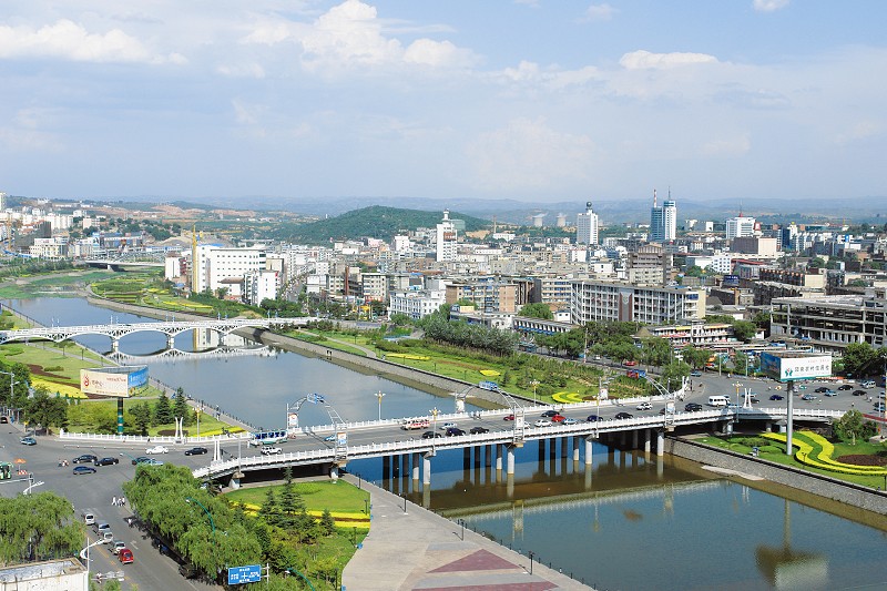 沧桑阳泉，戏台前的沉思